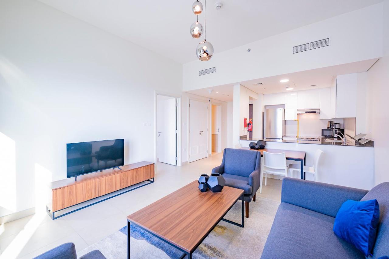 Expo Village Serviced Apartments Дубай Экстерьер фото