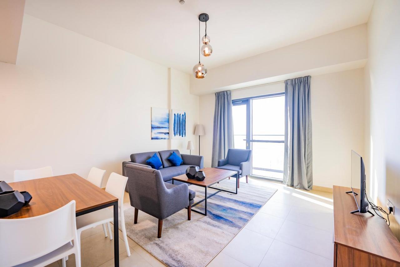 Expo Village Serviced Apartments Дубай Экстерьер фото