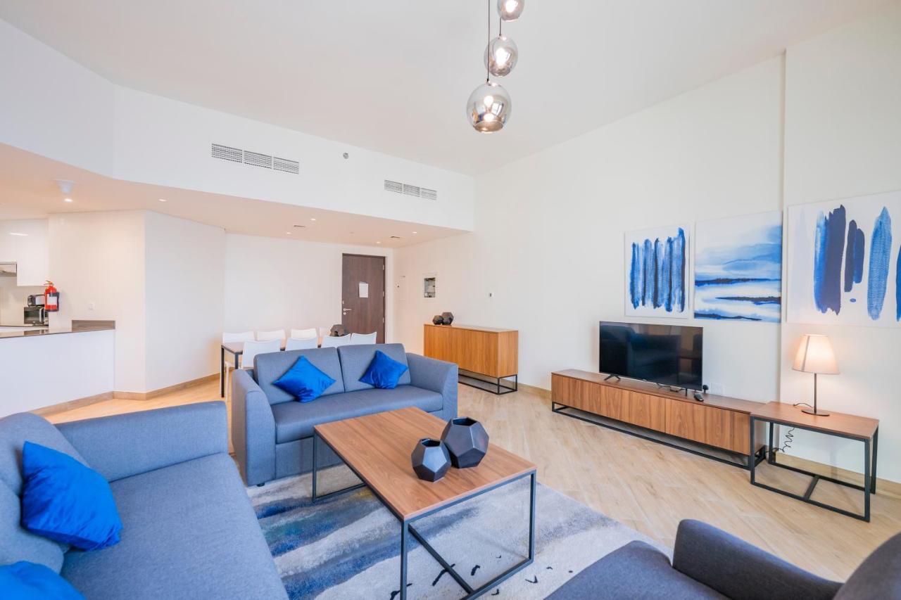 Expo Village Serviced Apartments Дубай Экстерьер фото