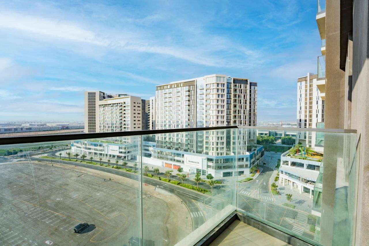 Expo Village Serviced Apartments Дубай Экстерьер фото