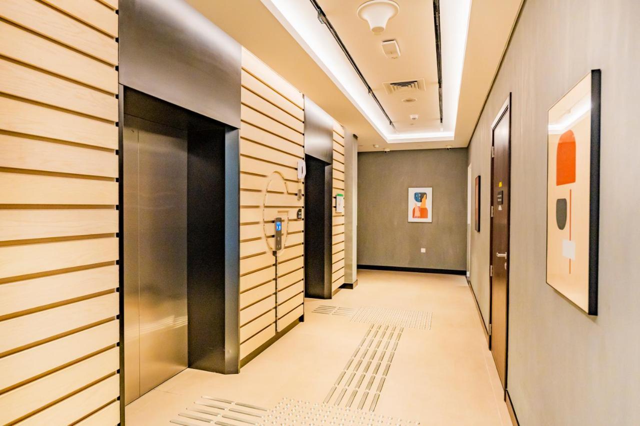 Expo Village Serviced Apartments Дубай Экстерьер фото