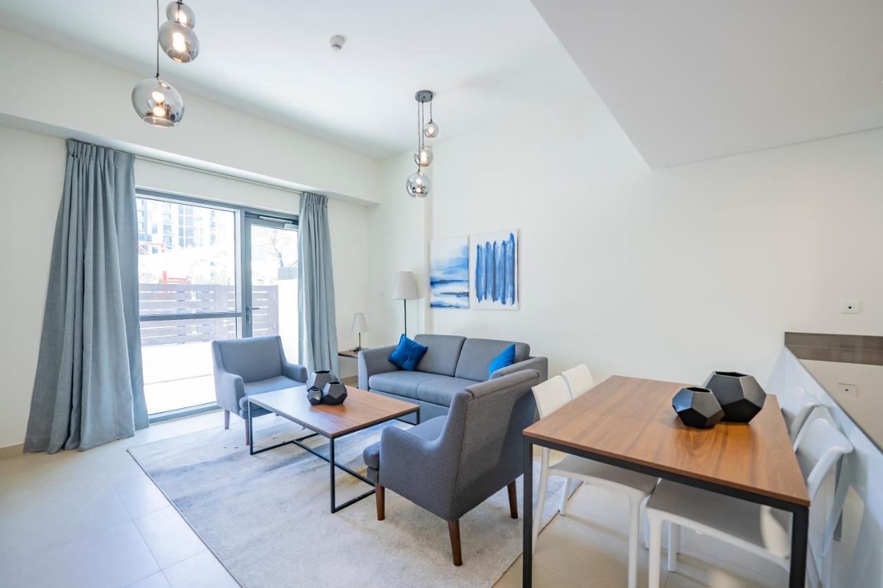 Expo Village Serviced Apartments Дубай Экстерьер фото