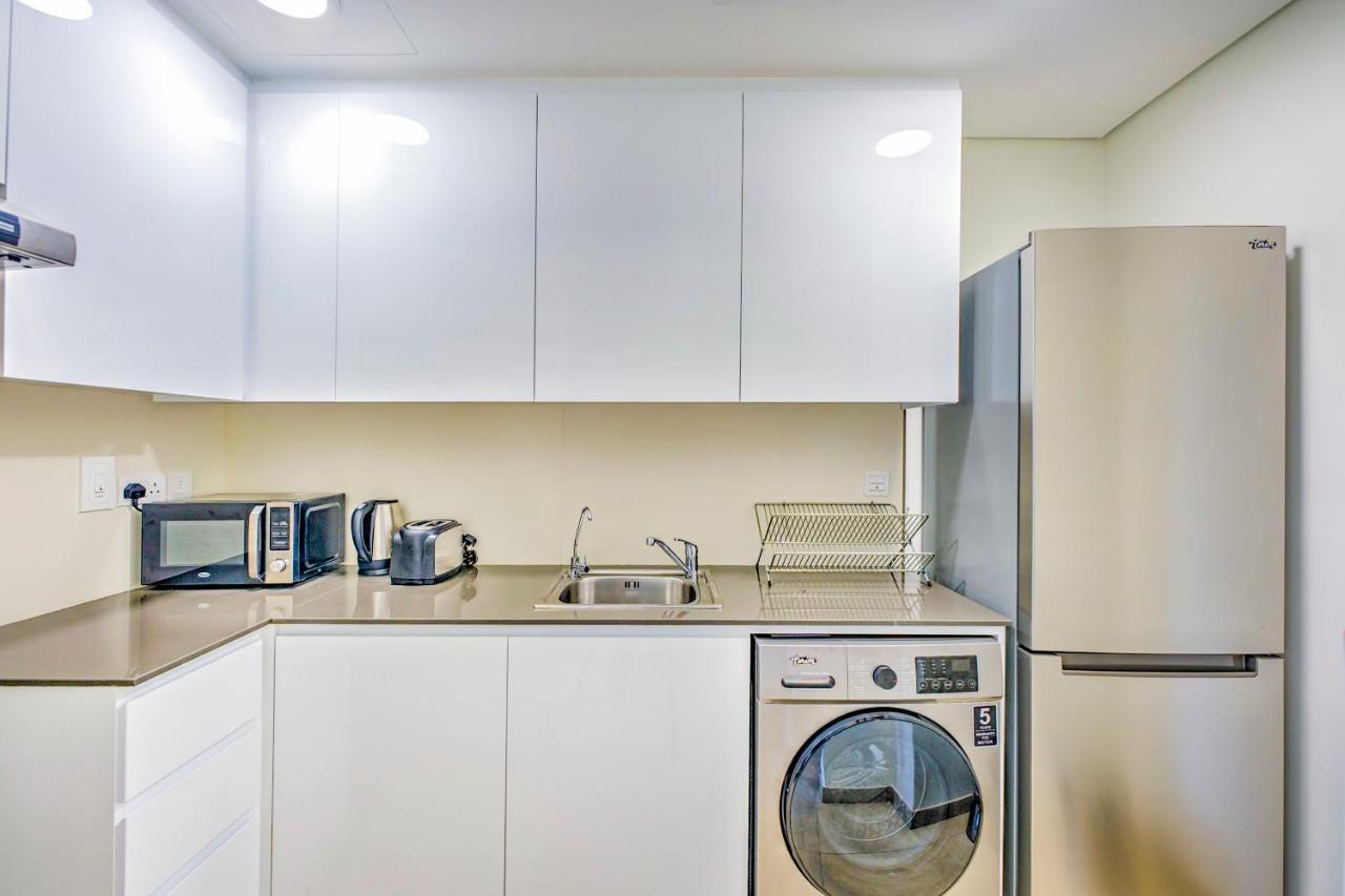 Expo Village Serviced Apartments Дубай Экстерьер фото