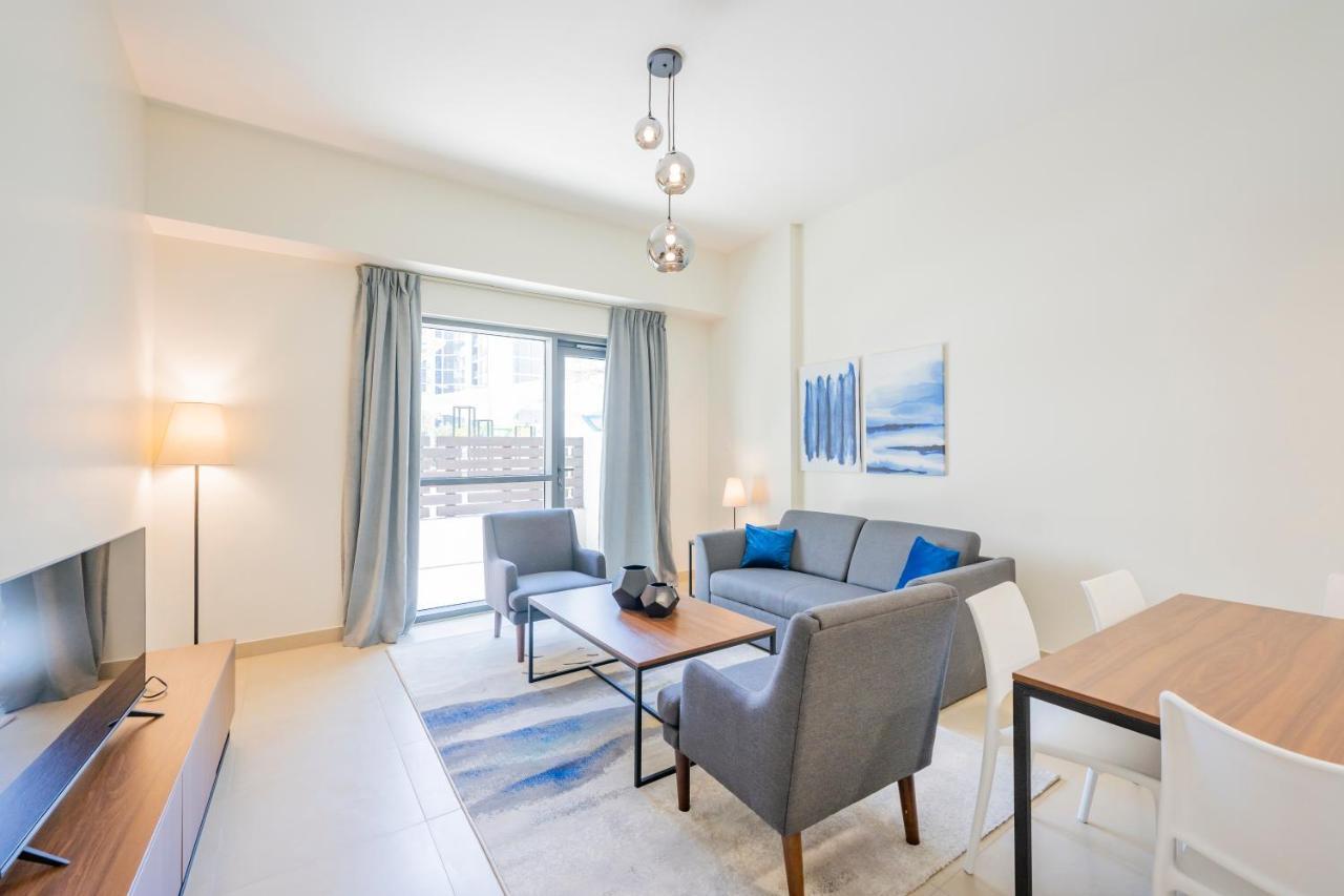 Expo Village Serviced Apartments Дубай Экстерьер фото