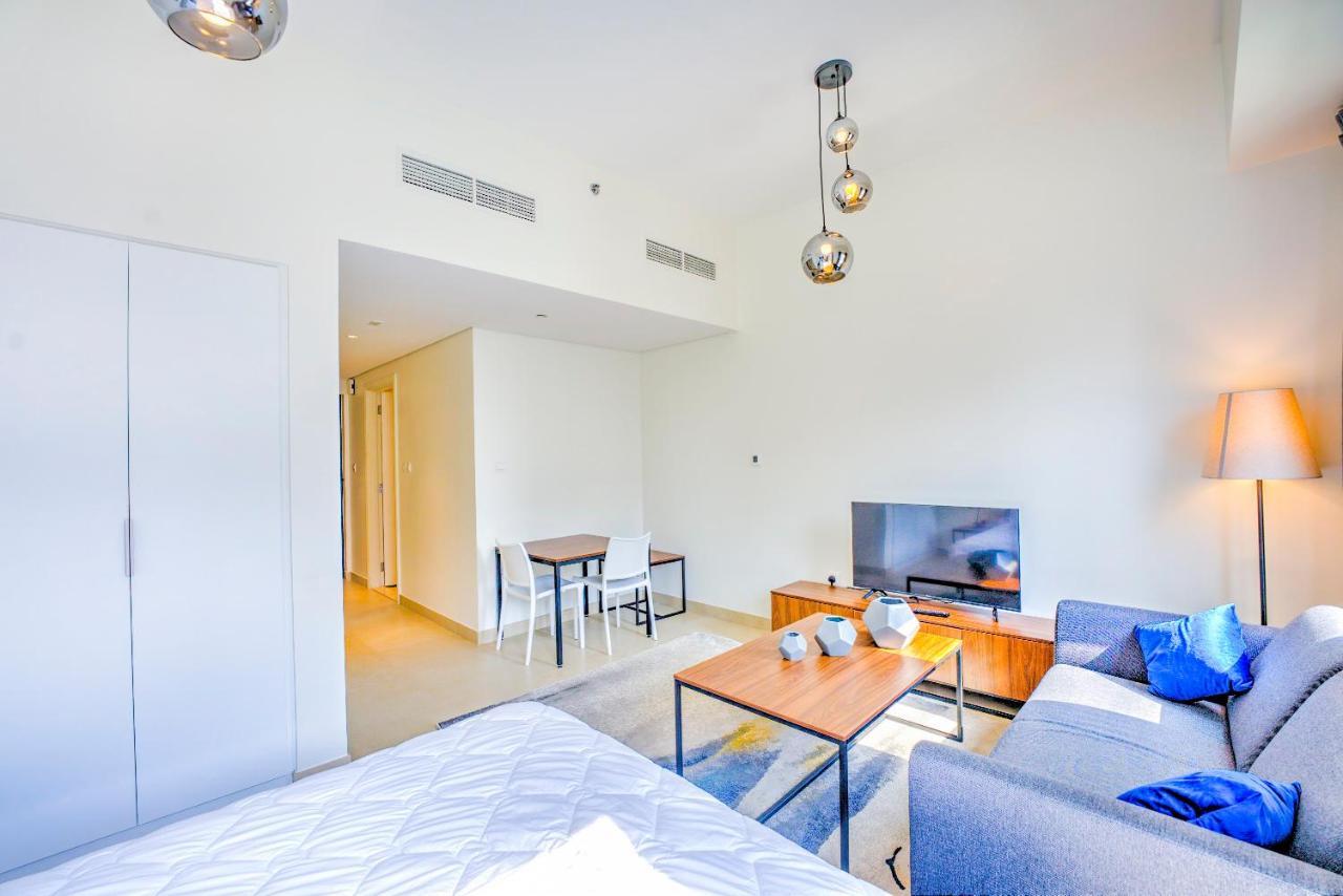 Expo Village Serviced Apartments Дубай Экстерьер фото